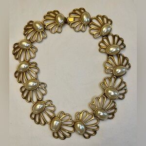Vintage-Inspired Gold Flower and Faux Pearl Necklace